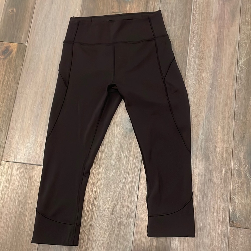 Lulu Lemon Cropped Leggings